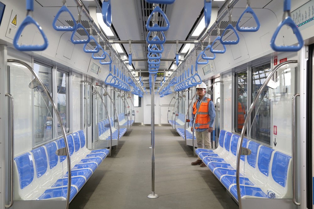 Người TPHCM lần đầu tiên đi metro Bến Thành - Suối Tiên 