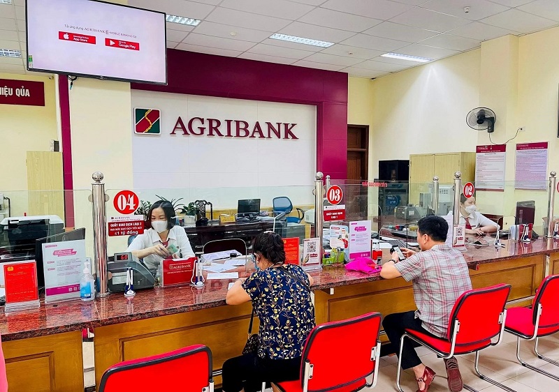 vay ngân hàng Agribank 200 triệu lãi suất bao nhiêu