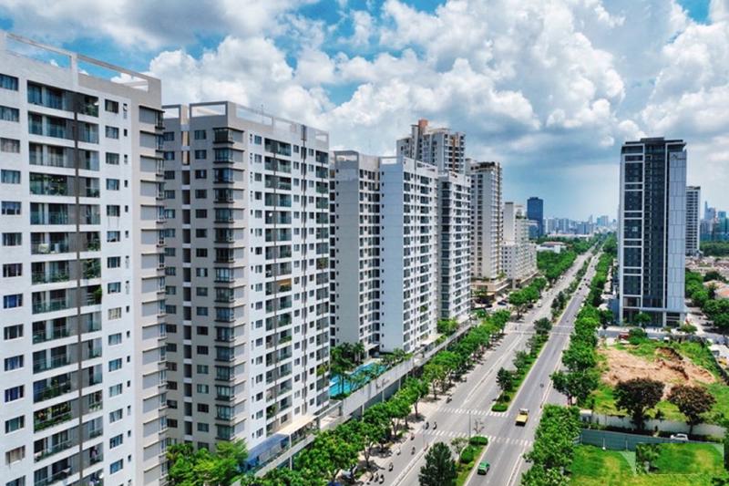 Đừng dồn toàn bộ vốn vào nhà đất, hãy cân nhắc kết hợp với các kênh đầu tư khác để giảm rủi ro