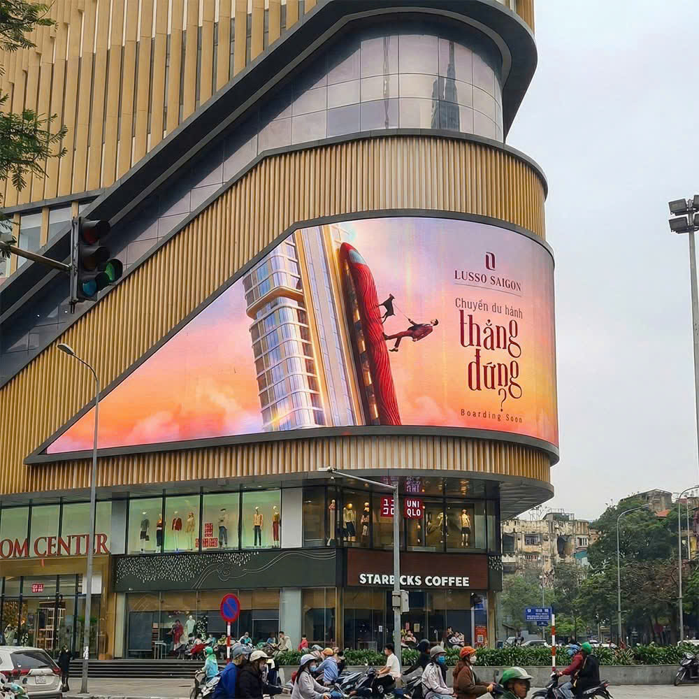 May be an image of text that says '1 LUSSO LUSSOSAIGON SAIGON Chuyến hảnh thảng ααρο Boarsiag3ses BoardiagSoen STARE STARECKCOFFEE CKS COFFEE'